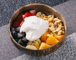 グリークヨーグルト＆アサイーボウル Greek Yogurt ＆ Acai Bowl（JESS）