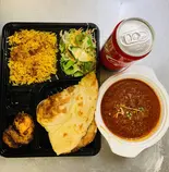 スペシャルチキンカレー弁当（MOMO’s Cafe ＆ Restaurant）