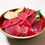 【海鮮丼 当店人気No.1】赤身丼(ご飯250g)（寿司割烹山水）