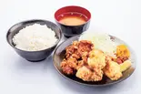 きしからミックスからあげ弁当(唐揚げ4個入り、みそ汁付)（きしから 春日野道店）