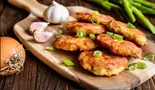 韓国キムチチヂミ(3個入り)（叫了个整鸡  上野店   台湾グルメ 丸ごとフライドチキン Taiwanese Fried Chicken）