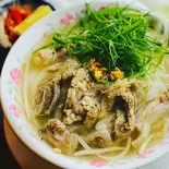 煮込み牛すじ肉のフォー（ベトナム料理店 ホイアン大阪店）