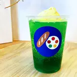 メロンクリームソーダ（高級惣菜パン 田中惣菜店）