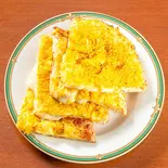 ガーリックチーズナン（センターキッチン＆バー）