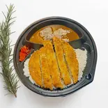 牛すじとんかつカレー（牛すじ煮込みカレーMID Curry早稲田店）