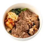 リブロース丼(Rib roast bowl)（韓国料理＆焼肉 小山ホルモン）