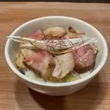 豚ちゃーしゅー丼（らーめん「三つ鉢」）