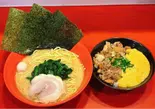 ラーメン+豚飯 120円お得（横浜家系ラーメン赤家 中延店）