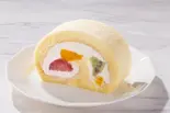 フルーツロールケーキ(カット)（フロプレステージュ 千葉ペリエ）