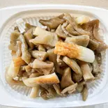 芋がら煮(100g)(ミート&デリ アラタ)