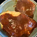 ハンバーグオムライス（お食事処 二葉屋）