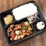鶏肉の角切り味噌炒め弁当(龍盛菜館 水天宮店)
