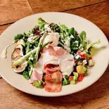 グリル野菜とベーコンエッグサラダ Bacon, Egg, and Grilled Vegetable Salad(LATTEGRAPHIC麻布台店)