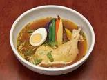 骨つきチキンスープカレー（札幌スープカリー専門店東京ドミニカ）