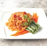 クラゲの冷菜（四川料理 酔盧）