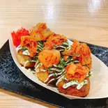 キムチたこ焼き【キムチ・マヨ】（大阪名物 揚げたこ焼きイカ焼き専門店 粉もん屋）