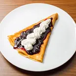 あつあつクレープ(ブルーベリーチーズクリーム)（クレープリー リュカ）