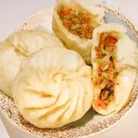 豚肉饅頭（麻辣鴨王）