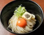 釜玉バターうどん(温)（はなび アイガーデンテラス）
