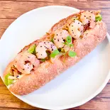 【夏季限定】えびアボカドタルタル（パンとスープ。Cafe Karanos[カラノス]）