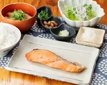 銀鮭定食（焼きたて・ひもの定食 ひもの野郎 大阪駅前第1ビル店）