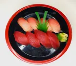 中とろ・まぐろ(各4カン)（寿司百花川崎鶴見店）