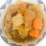牛すじ煮込み（大衆酒場＆食堂888 ハチミツ）