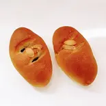 ピスタチオあんぱん1個（ダズンフォー）
