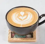 ホットカフェラテ（ペッシェ ネロ）