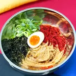 たっぷりネギの韓国風まぜそば(韓国風まぜそば モチモチ全卵麺 하나(ハナ) 駒込店)
