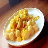 小貝柱と玉子炒め【貝柱炒蛋】(川味苑 (センミエン))