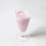 ブルーベリーラッシー{Blueberry lassi}（インド・ネパール料理 SAKURA サクラ）