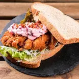小悪魔チキン南蛮ホットサンド Devilish Chicken Nanban Hot Sandwich（フレンチファクトリー本店）