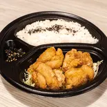 【ご飯大盛り無料】味付け選べる特製唐揚げ弁当 マヨネーズ付(精肉店直送!ステーキ丼・コロッケ・カレーのお店 へそ)