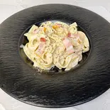 ポルチーニクリームとベーコンのフィットチーネ Porcini and bacon cream pasta(生パスタ専門店Greco【グルテンフリーパスタもご用意しております】)