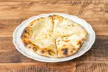 チーズナン Cheese Naan(野菜を食べる自然派カレー ナタラジ 荻窪店)