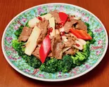牛肉ときの子のXO醬炒め Pork ＆ Mushrooms XO Sauce Stir-Fry（龍興楼）