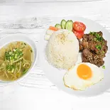 焼肉・コム（ベトナム料理店ビーベト Vị Việt）
