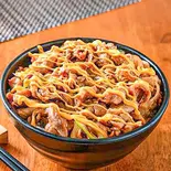 悪魔ピリ辛！チーズガーリックスタミナMAXメガ豚丼！(お肉200g)（激盛り豚丼 メガトン 江古田店）