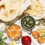 2カレーセット Two Curries Set（Indian Nepali Restaurant HEERA）
