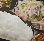 肉野菜炒め弁当（本格中華料理 東盛軒）