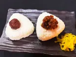 おにぎり2個(梅・肉みそ)（串カツ居酒屋 十福神）