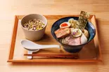 【特製】 熟成醤油 鰹昆布水つけそば(醤油) (角煮・味玉・ワンタン付き)（おダシと銀しゃり 中華そば二兎）