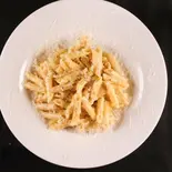 4種チーズソースのペンネ（トラットリア クアルト 池袋店(写真は全てイメージです。表記以外の付け合せ等は日によって変更させて頂きます。)）