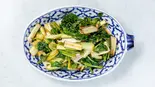 空芯菜とターサイの炒め（ASIAN MARKET STANLEY）