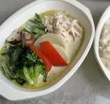 【人気】国産鶏ササミと6種野菜のグリーンカレーライス（BONDI COFFEE SANDWICES KOMAZAWA）