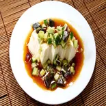 ピータン豆腐(皮蛋豆腐)（中華料理美山飯店）