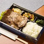 【当店人気No.1！】ネギ牛上タン塩弁当（韓国料理＆焼肉 大長今 立川店）