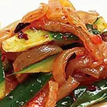 クラゲとキュウリの豆板醤和え(大塚餃子軒)