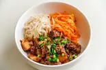 国産豚ルーロー飯（バーベキューハウスミドリヤ）